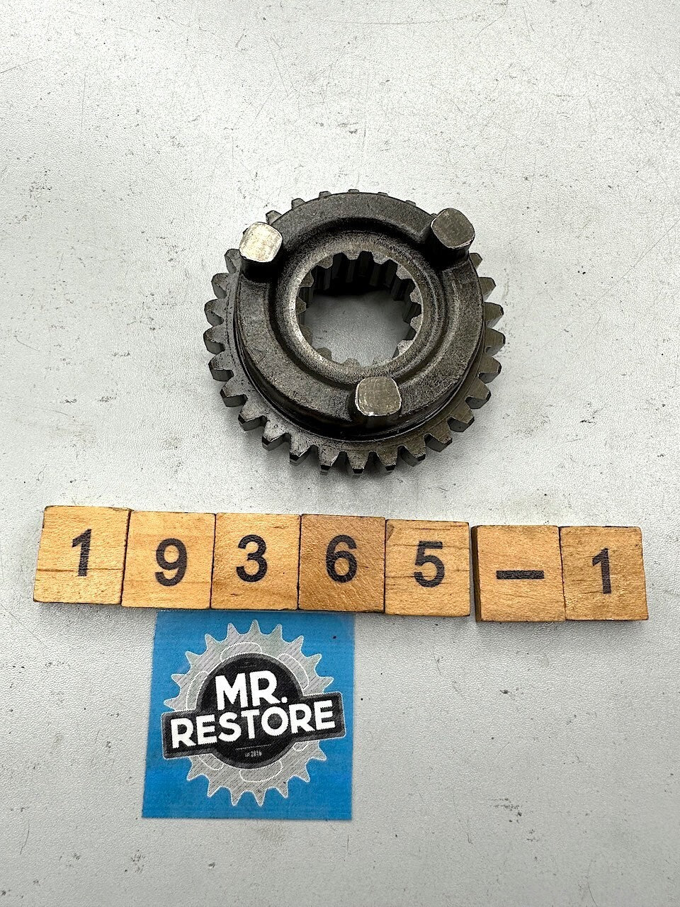 Honda CBR250RR MC22 Transmission Countershaft Gear (30T) 23501-KAZ