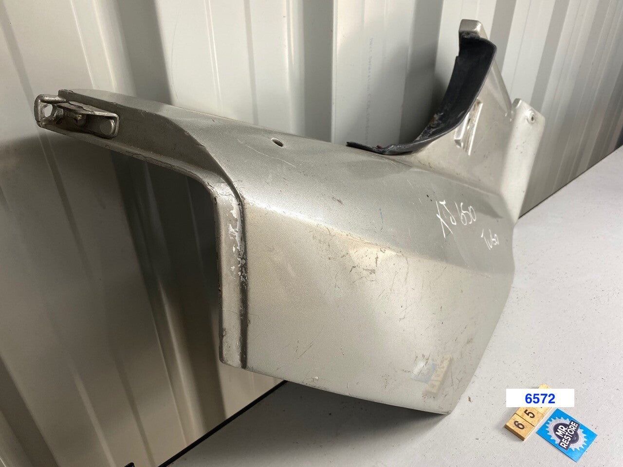Yamaha XJ650 Turbo R/H Upper fairing Panel 16G-2835H-00-21 - Hard to find panel
