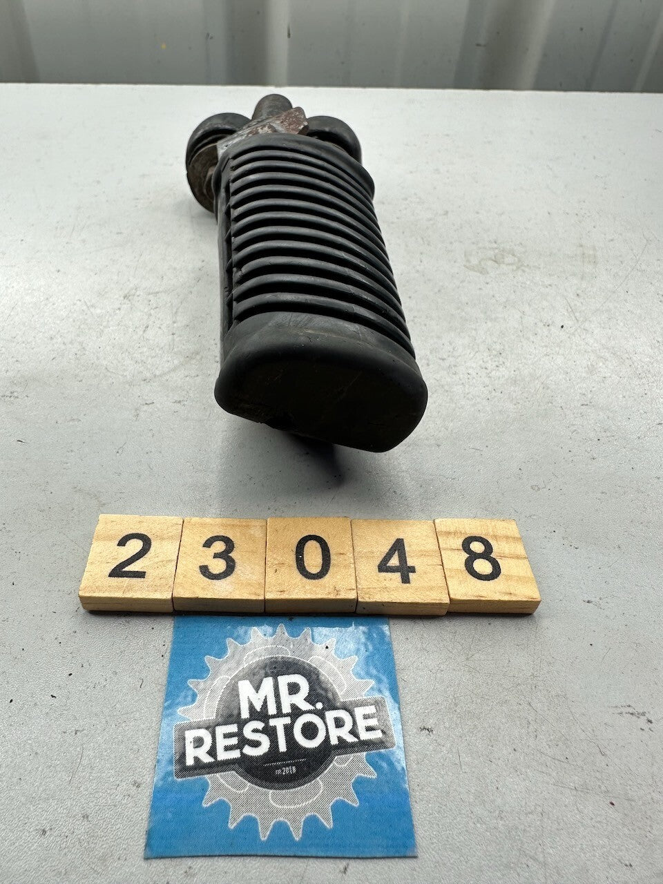 Suzuki GS650 Katana '81-82' R/H Riders Foot Rest Peg 43510-34300-291  43550-3431