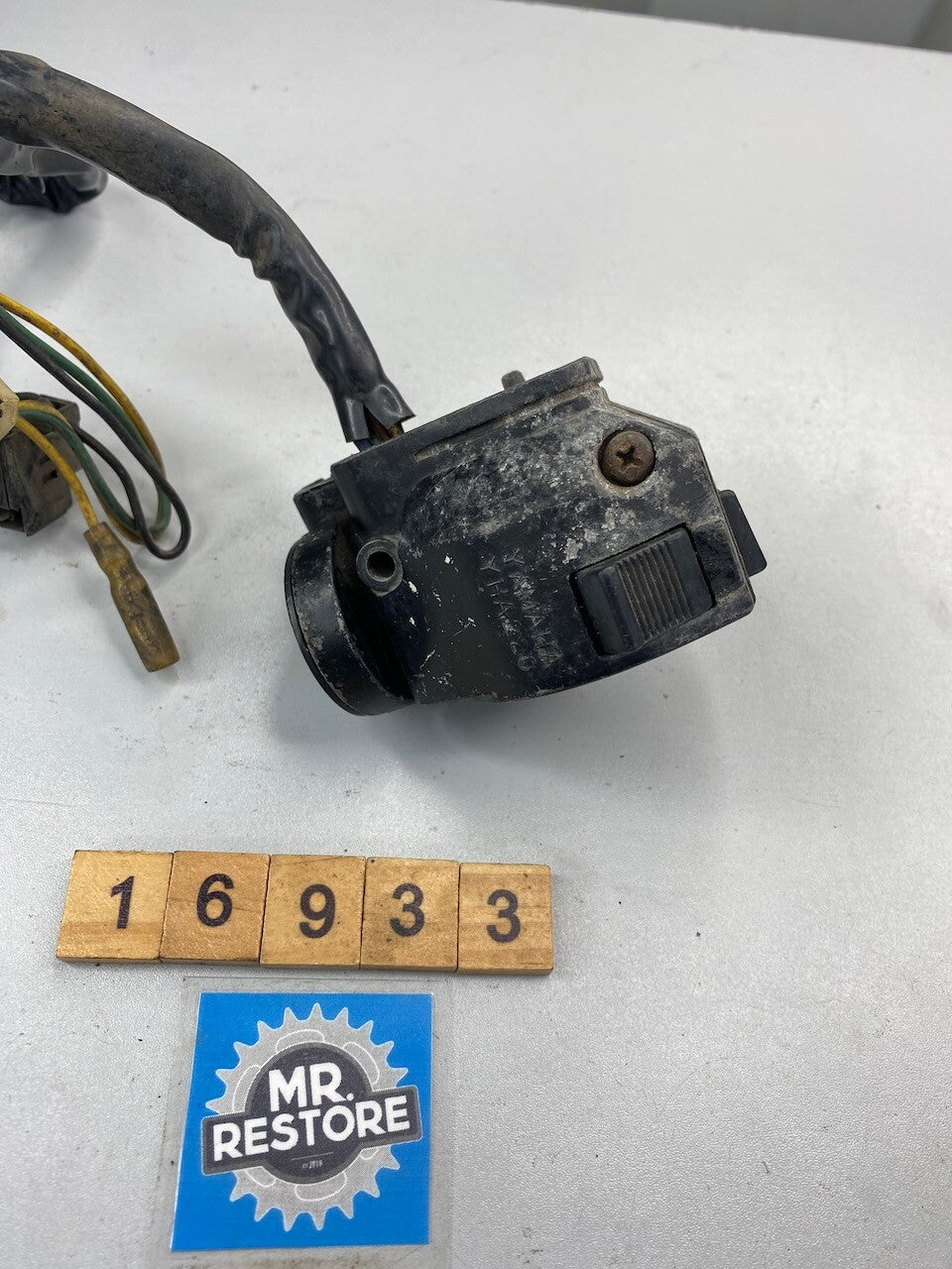 Yamaha XZ550 XS400 XS250 L/H Handlebar Switch & Choke Lever