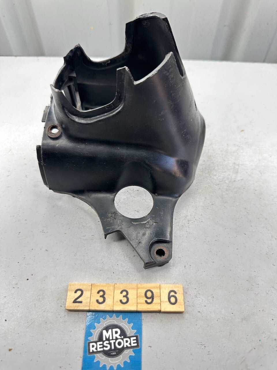 Yamaha V70 V80 V90 Front Light Cover Panel