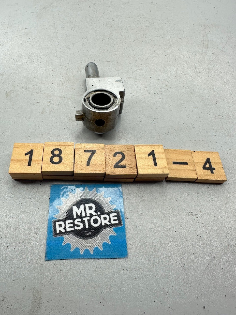 Honda CB1000 CB900 CB750 Boldor - Primary Chain Oil Feed Nozzle 15710-438-000