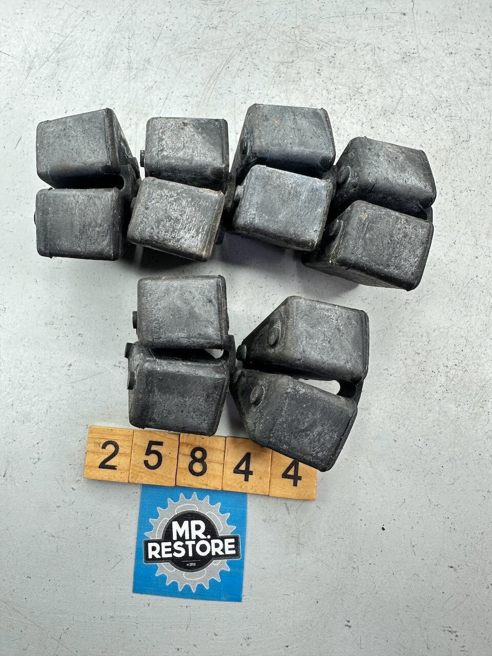 Yamaha TRX850 FZR600 1000 YZF1000 600 750 Cush Drive Rubbers x6 - 4FM-25364-00