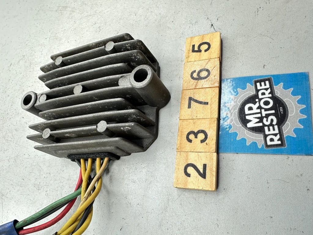 Honda CB900 Boldor CB750 CBX400 CB1100 OEM Regulator Rectifier