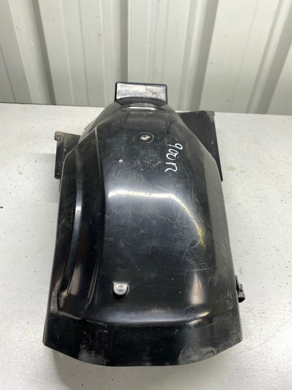 Kawasaki GPZ900R ZX900 GPZ750R Rear Fender Under Guard