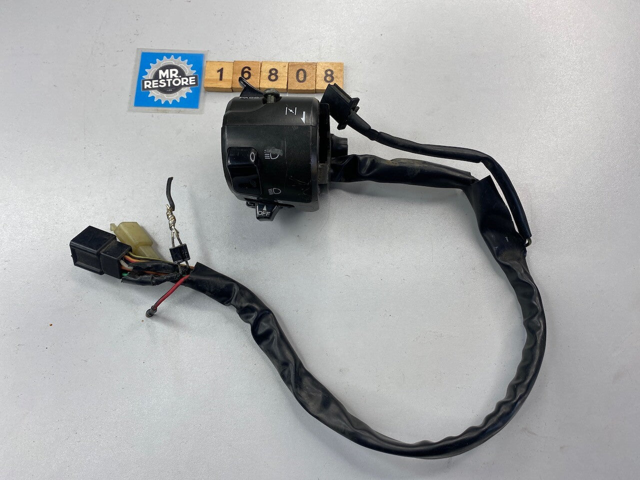 Kawasaki EX500 ZR1200 1100 750 ZX1200 1100 900 750 600 L/H Handlebar Switch