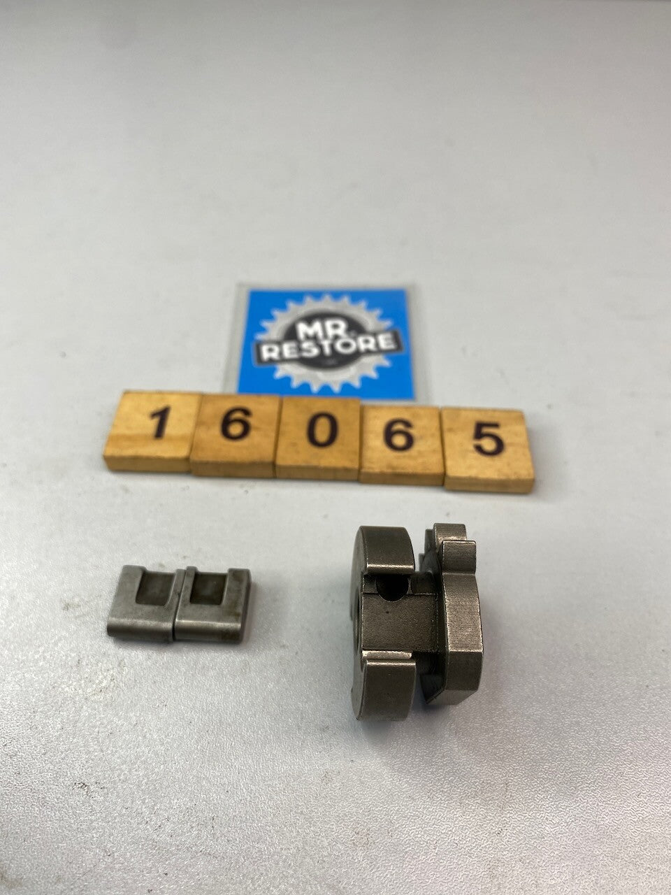 Suzuki Motorcycle Many Models Cam Driven Gear & Parts 25322-31301