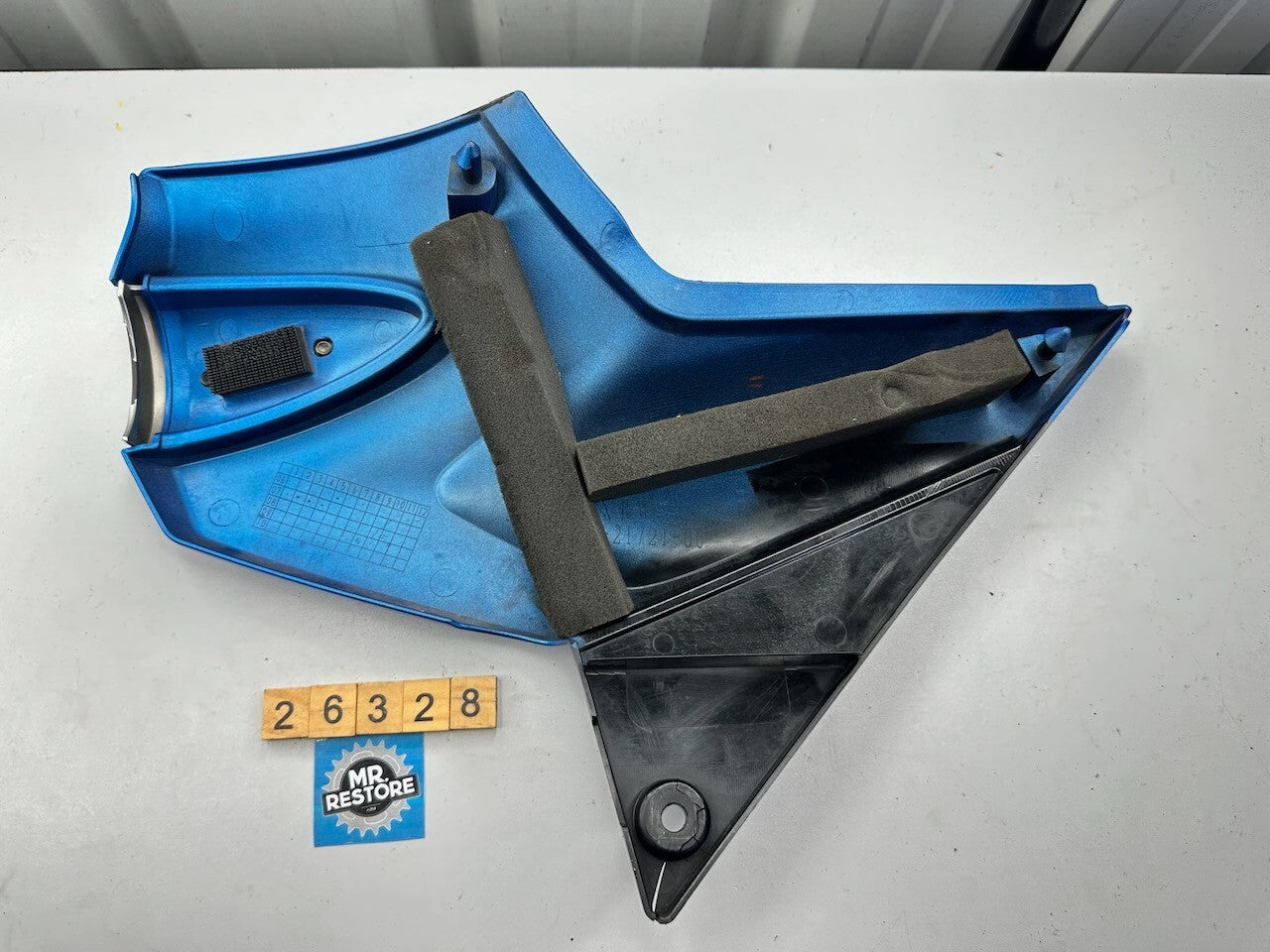 Yamaha XJR1300 OEM Blue Right Side Panel Cover Fairing 5EA-21721  5EA-21721-00