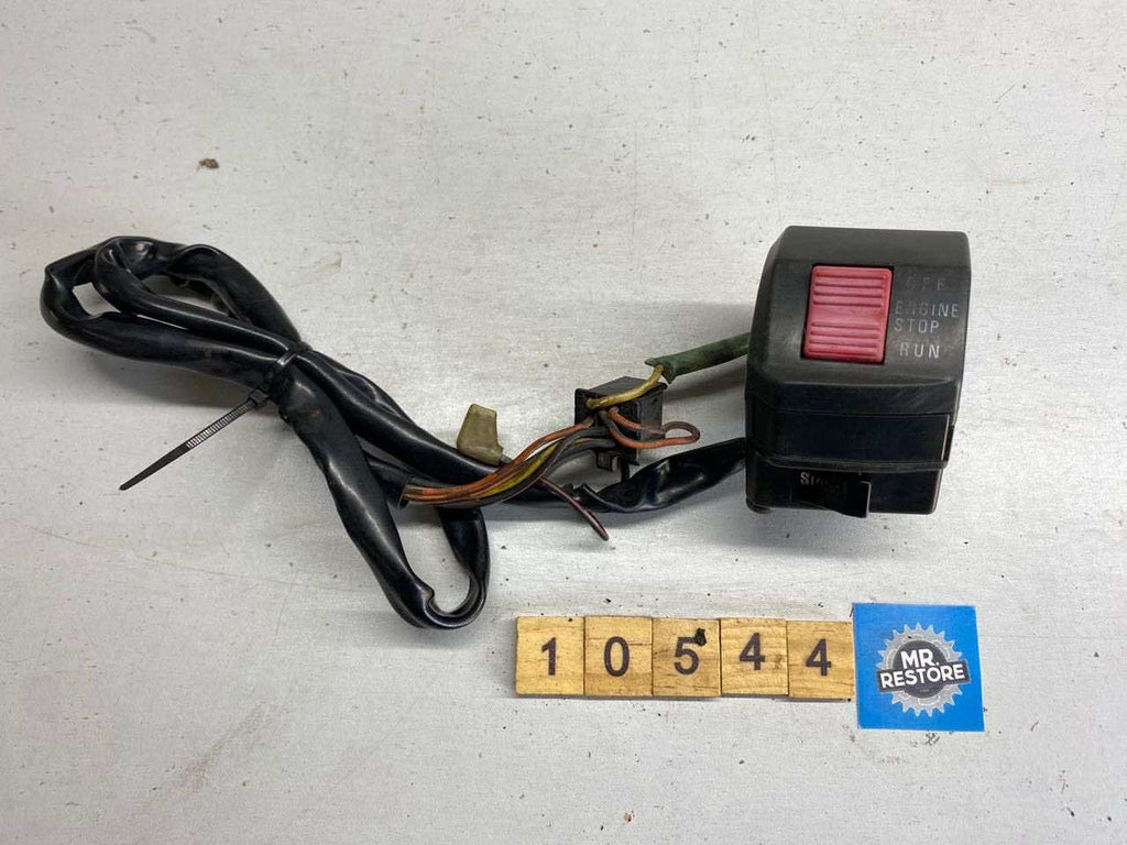 Suzuki R/H Switch GSX250F 37200-34C30