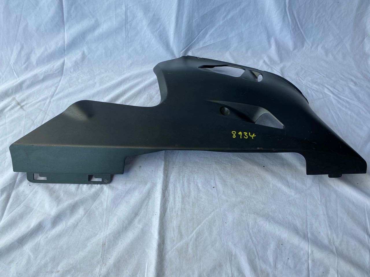 Yamaha R6 YZF 98-02 R/H Lower Fairing Panel 5EB-28395 - Matt Black