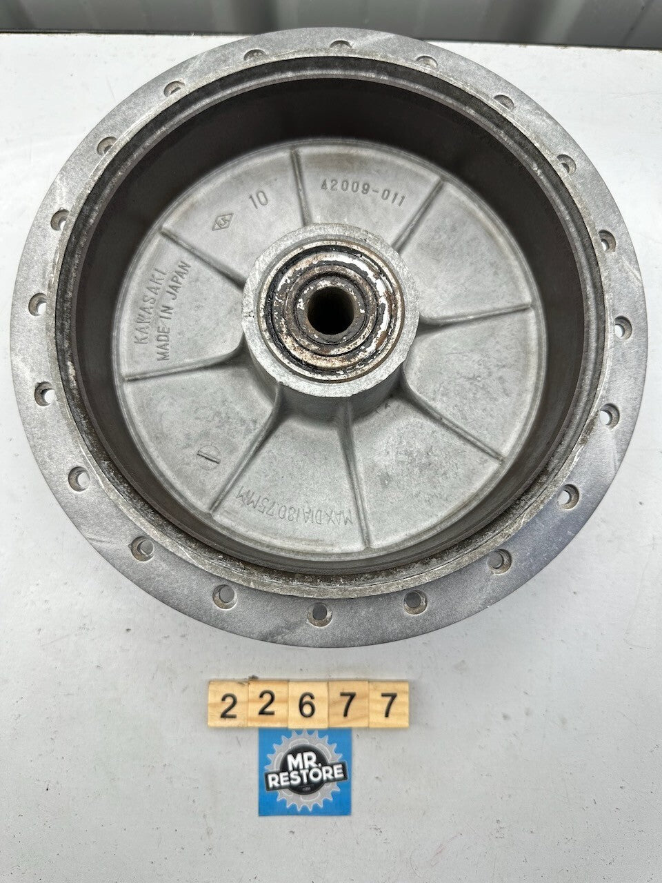 Kawasaki S1 250 S2 350 Triple Rear Wheel Hub 42009-011