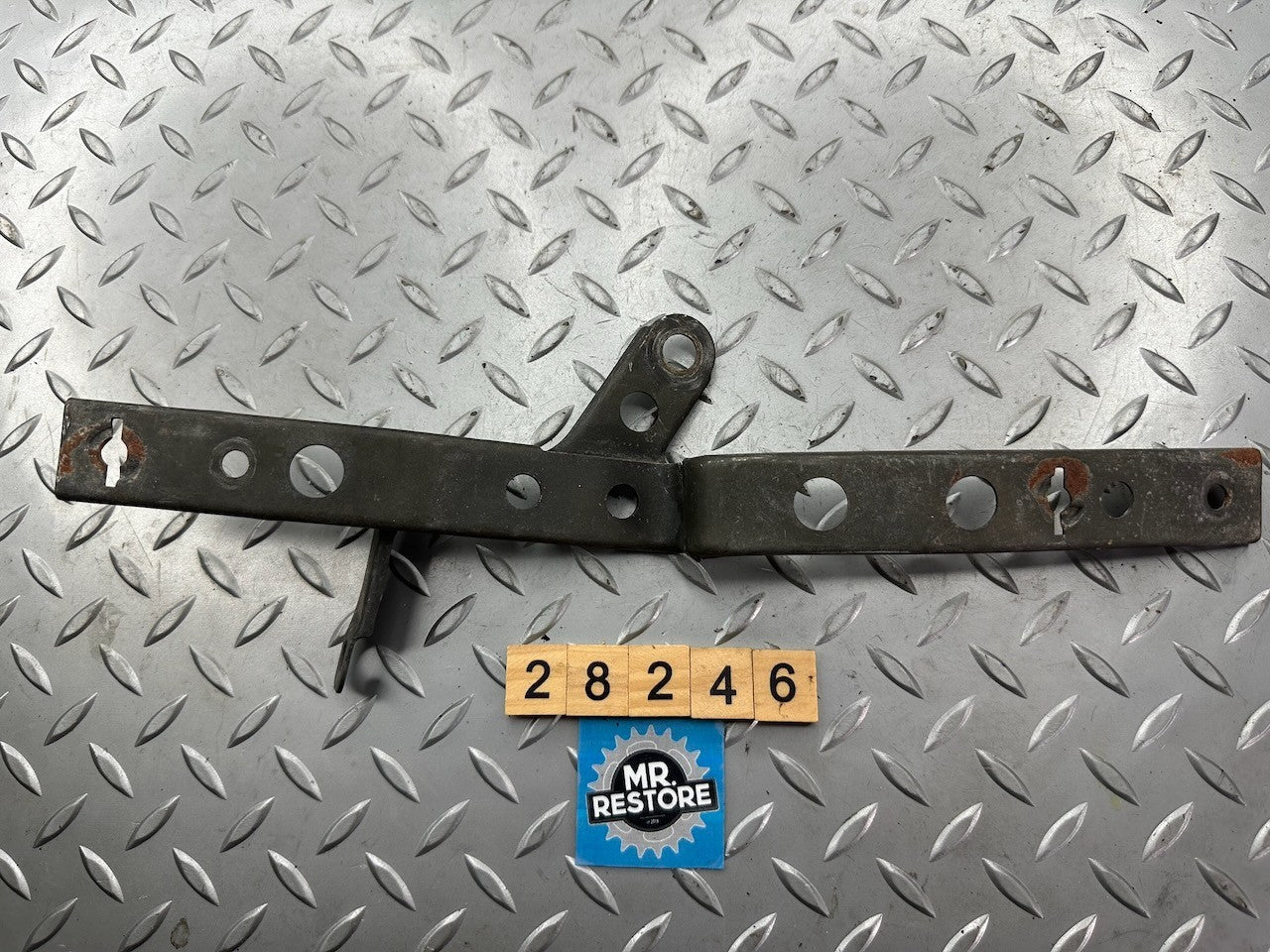 Suzuki RG500 RG400 Right Hand Lower Cowling Bracket 94410-20A00