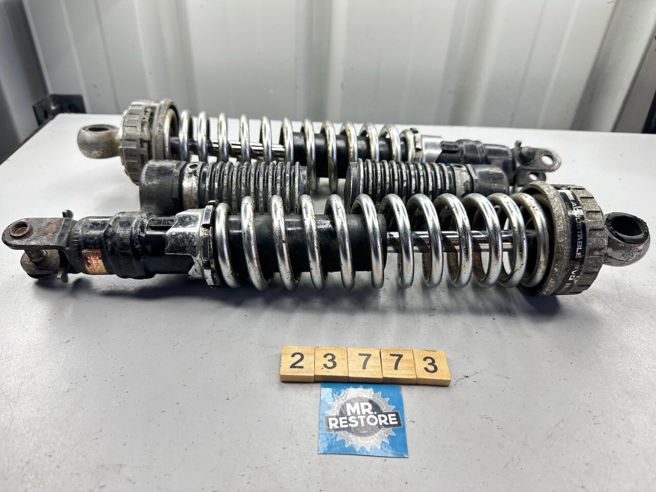 Honda CB900 Boldor Rear Shock Absorbers 52400-438-671