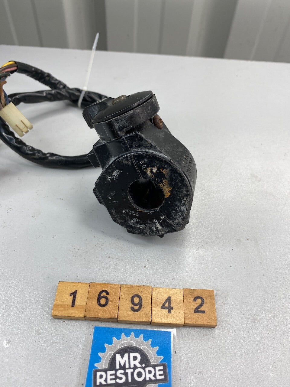 Yamaha XZ550 XS400 XS250 L/H Handlebar Switch & Choke Lever