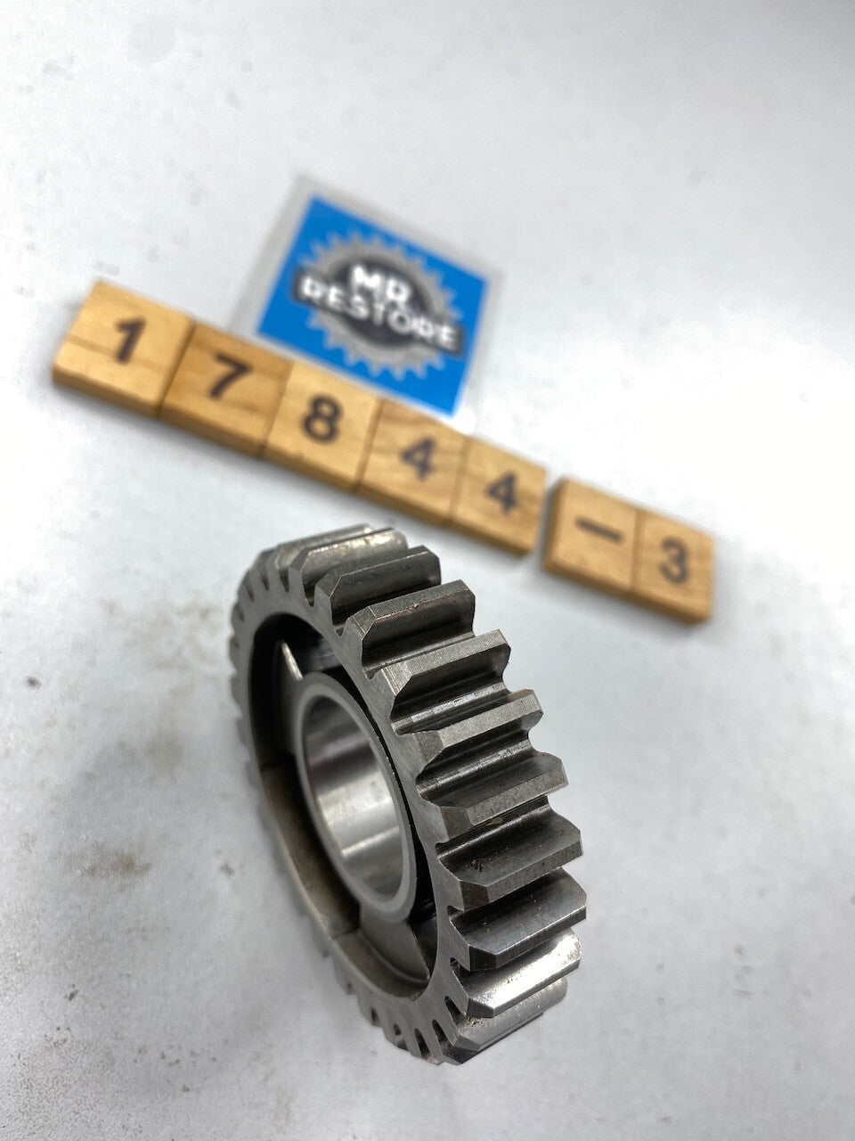 Yamaha SR500 SR400 XT500 TT500 Transmission 5th Pinion Gear 583-17151-01
