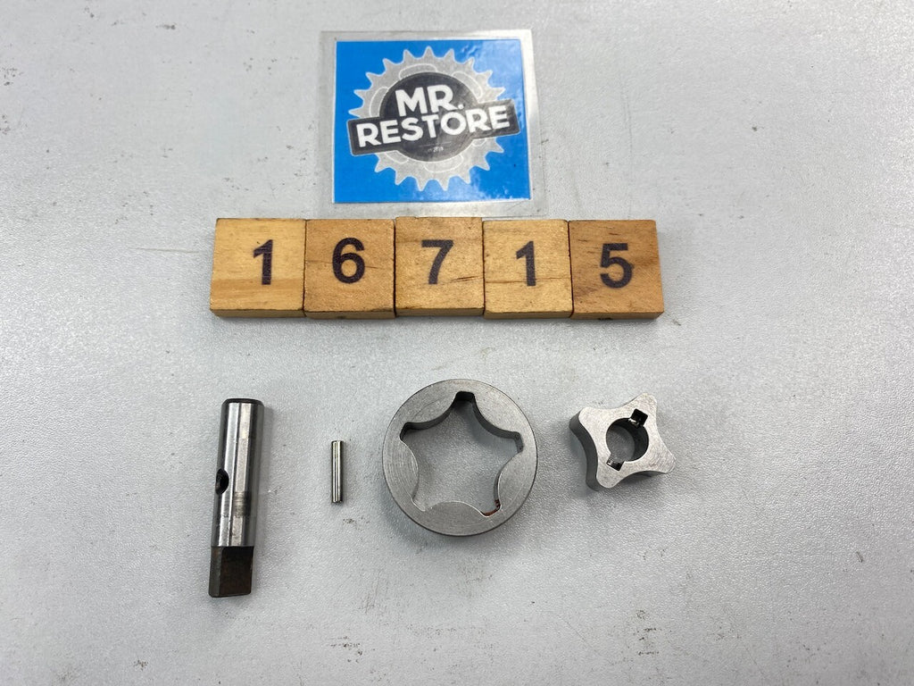 Suzuki RGV250 1989-96 Oil Pump Rotor Set 16410-12C00