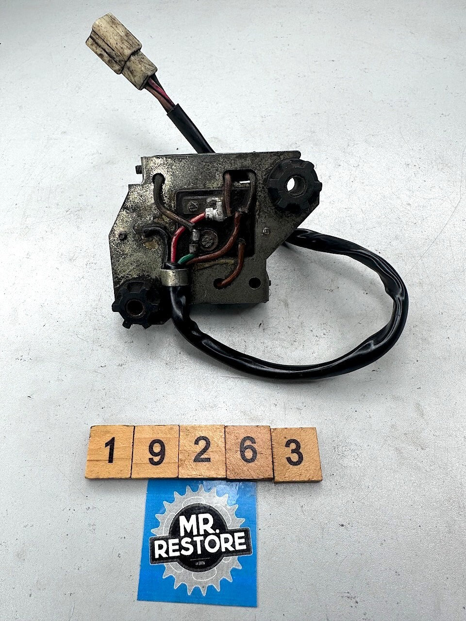 Yamaha R5 Regulator / Rectifier