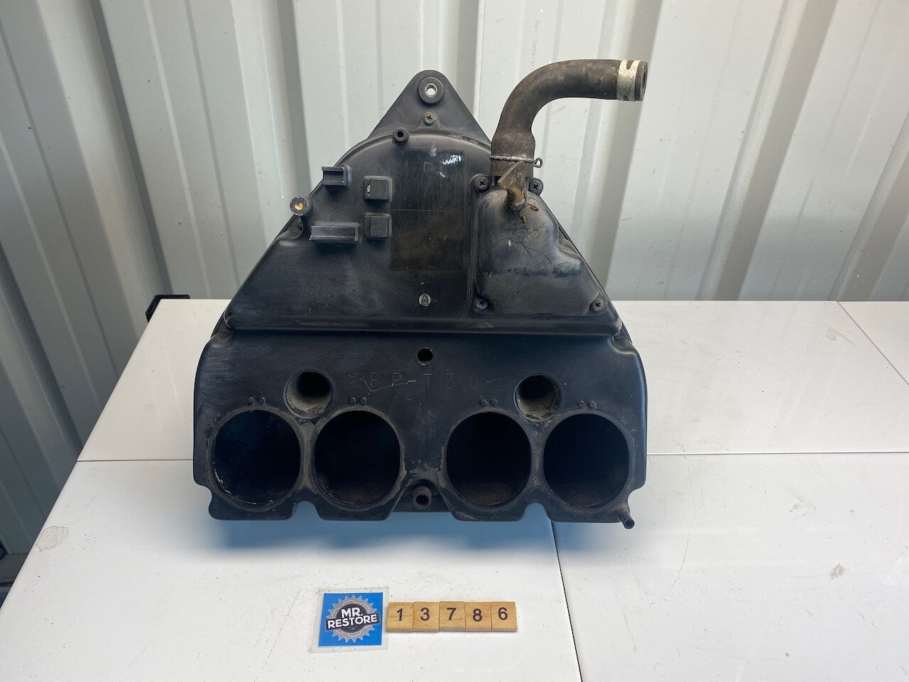 Yamaha XJ900S Diversion 4KM Air Cleaner Box 1995-2002 4KM-14401