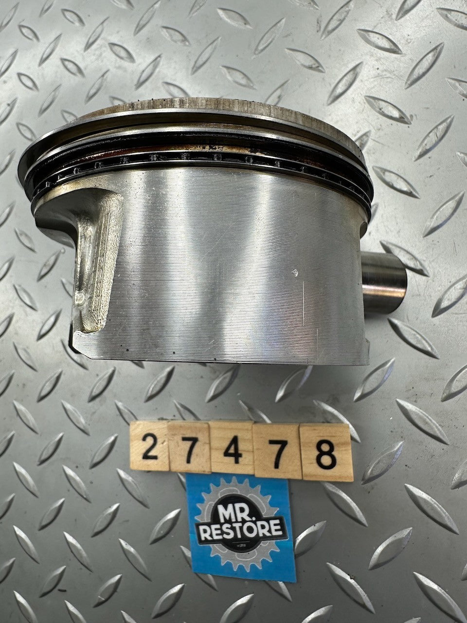 BMW F650GS '99-07' F650CS Cylinder & Piston 11117652878  11117652877