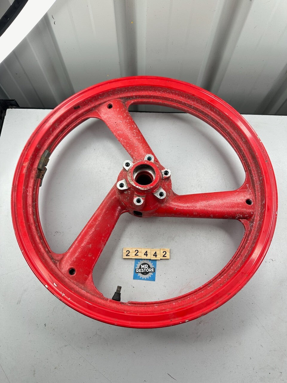 Yamaha TZR250 1KT 2MA Front Wheel 17 x 2.15 (F-33)