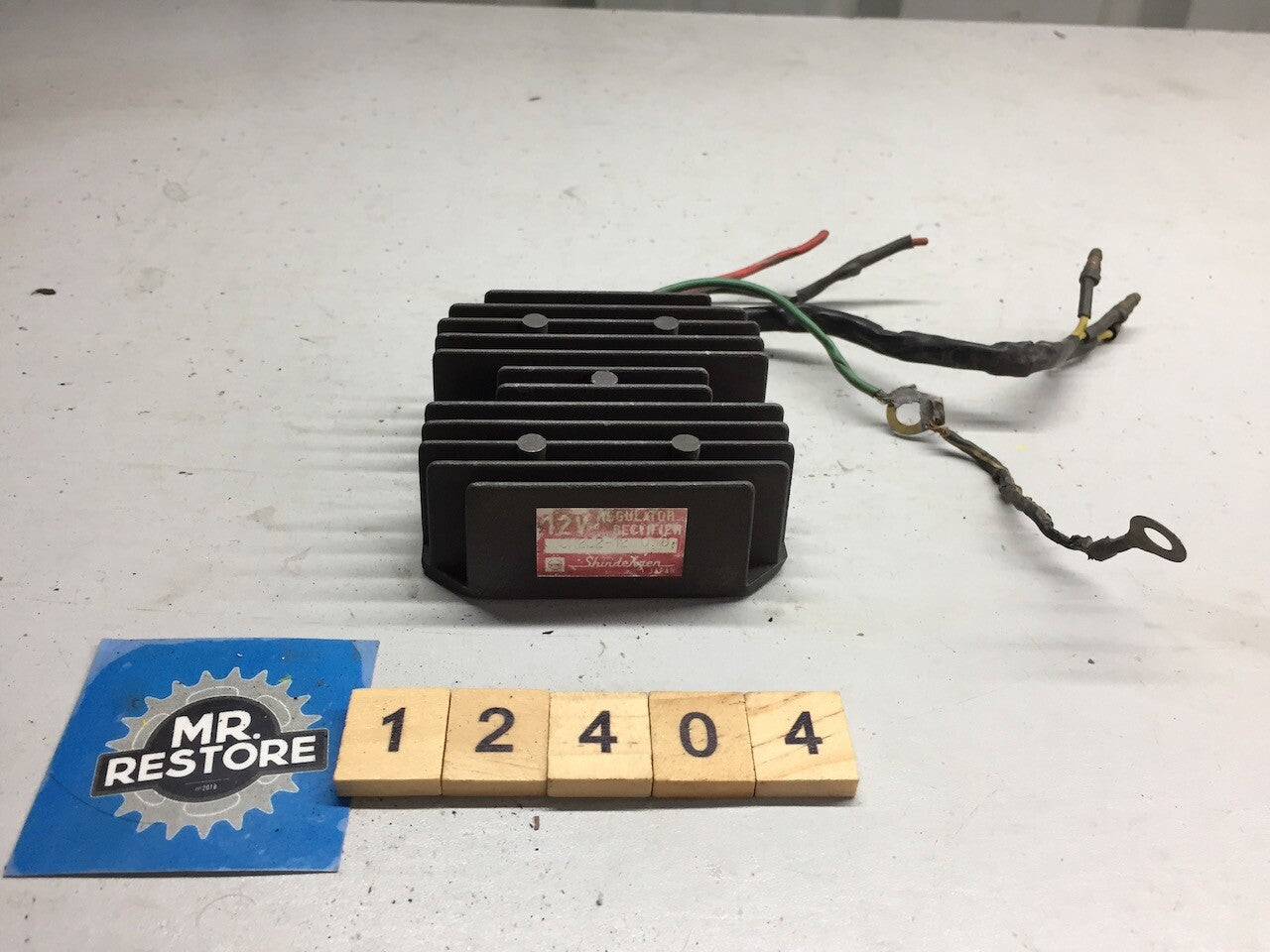 Honda CB250 CB400 Regulator Rectifier OEM SH232-12