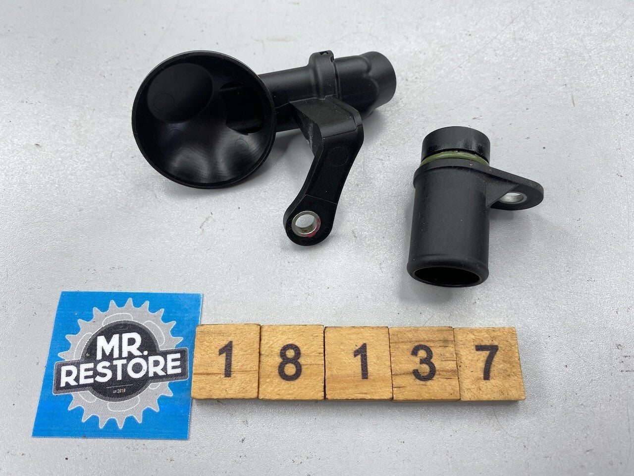 BMW R1200GS Breather Tubes 11127713166