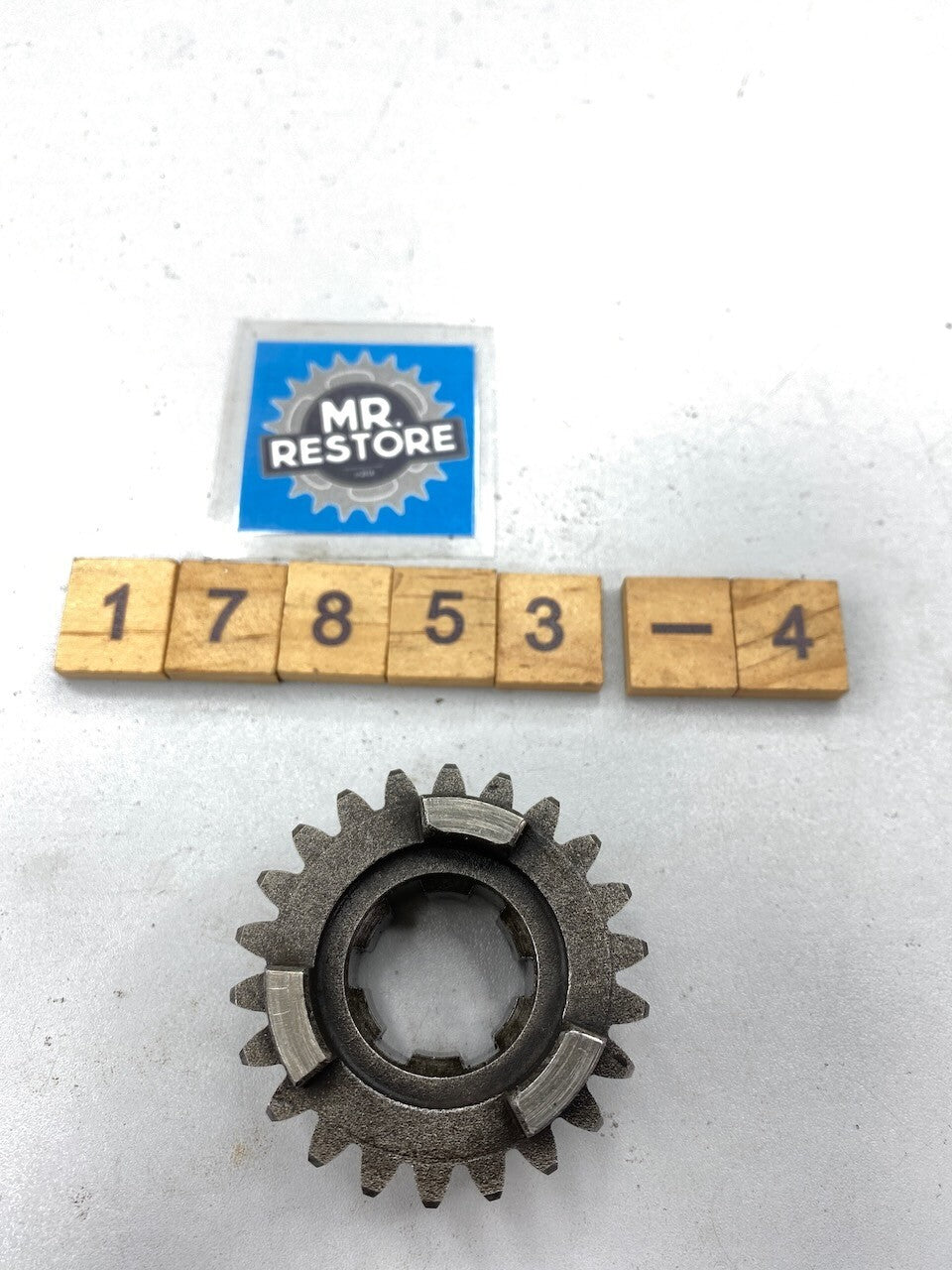 Yamaha SR500 SR400 XT500 TT500 Transmission 4th Wheel Gear 583-17241