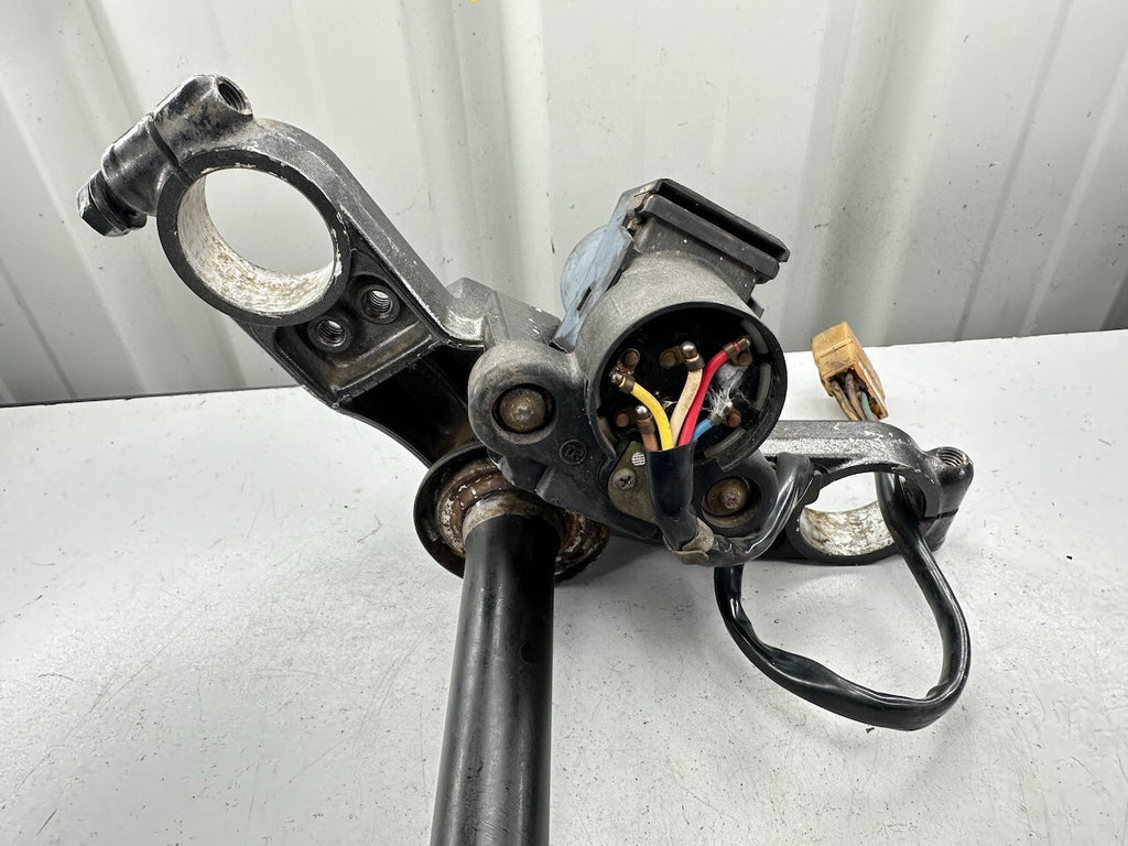Kawasaki ZZR250 ZX250 EX250 GPX250 Triple Tree Fork Clamp/Ignition Switch (-key)