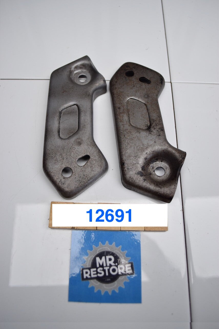 Suzuki GSX500 GSX550 Rear Indicator Stays (Pair) 35621-43400 & 35641-43400