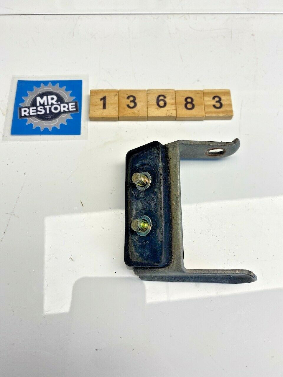 Yamaha FZR1000 FZR400 FJ1200 FZR750 FZR250 Fuel Tank Bracket Assy. 2GH-24191