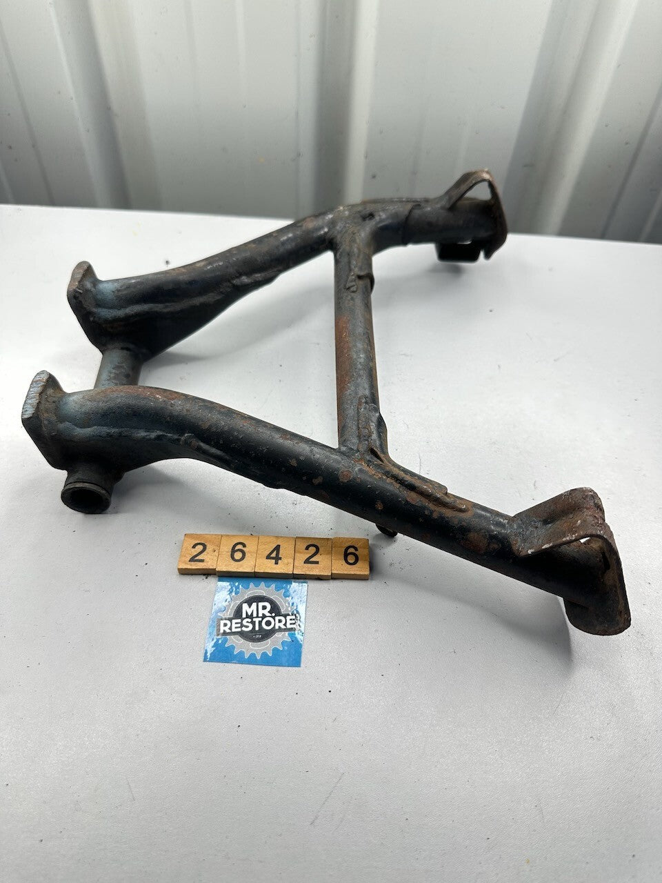 Honda VF1000 '84-85' Main Centre Stand, Pivot Bolt & Spring 50500-MB6