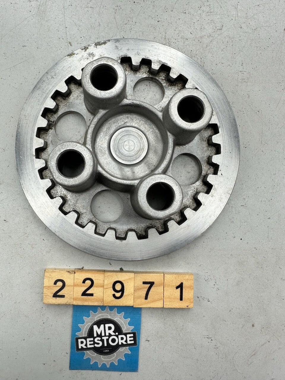 Yamaha XS400 XS360 XS250 Clutch Pressure Plate 1L9-16351