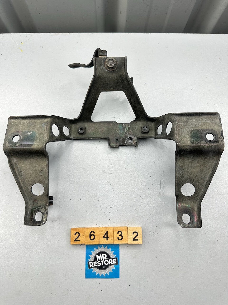 Honda VF1000 F '85' Rear Fender Bracket Stay 80200-MB6-630