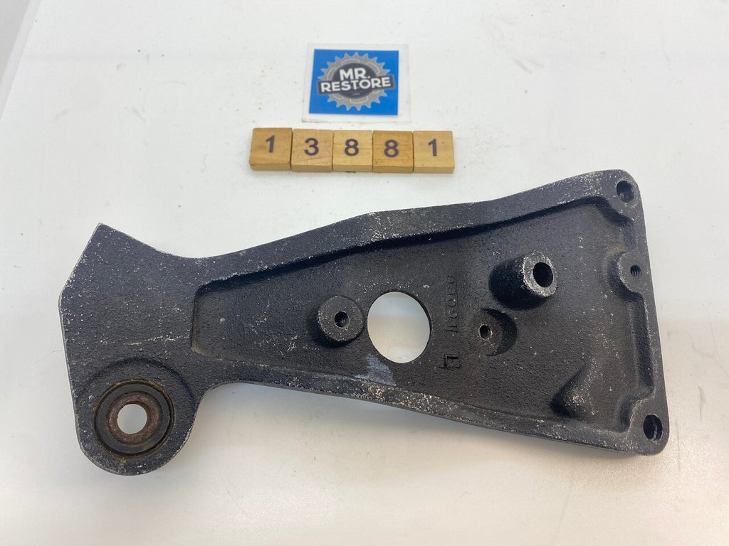 Suzuki GSXR750 J K L - L/H Pillion Foot Rest Bracket 43821-17D00