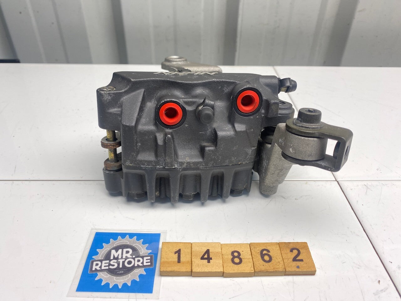 Honda CBR1100XX Blackbird Left Hand Front Brake Caliper 45150-MAT-E21