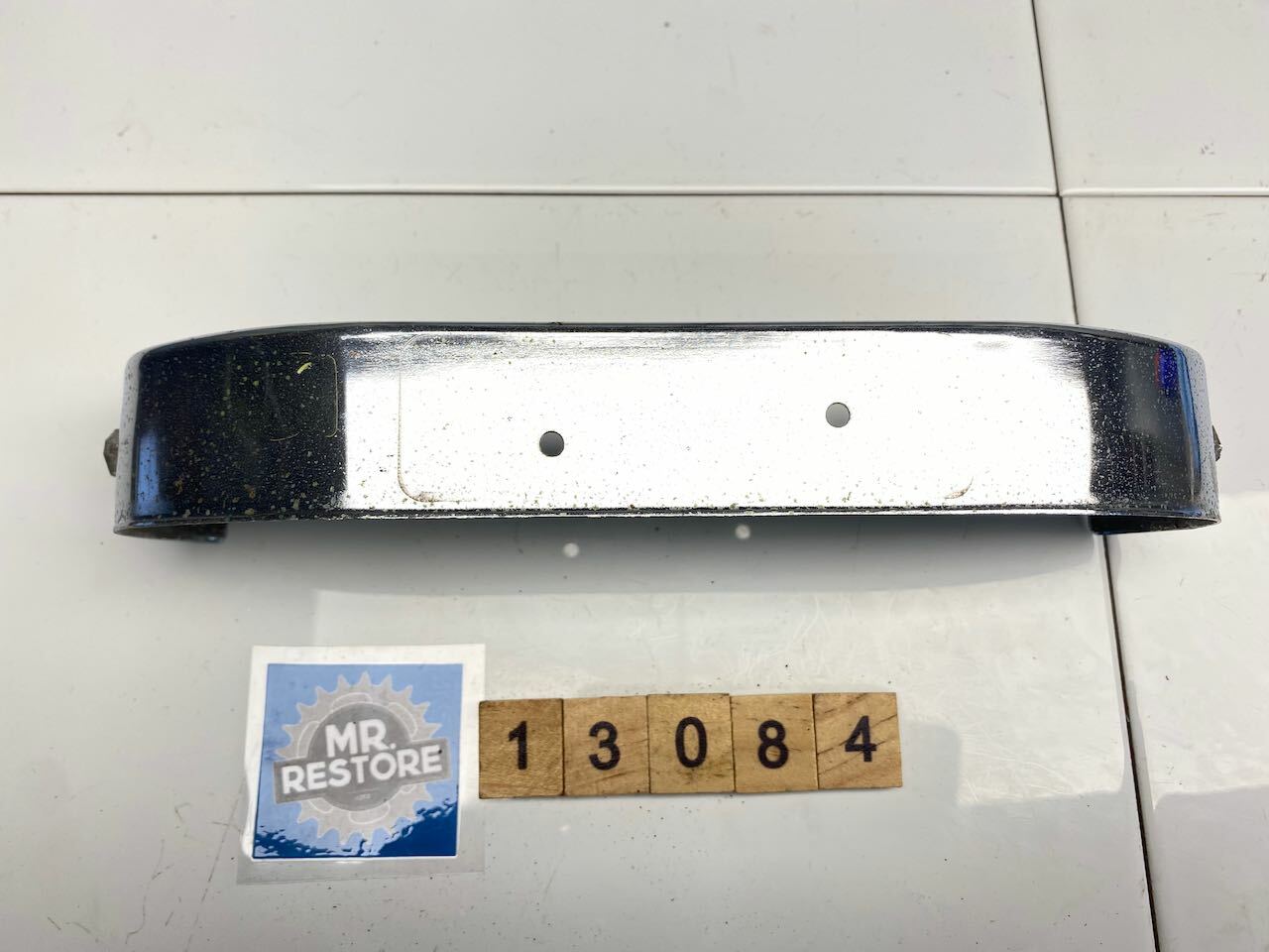 Yamaha XS250 XS400 35mm Chrome Fork Cover Emblem - 4G0-23122