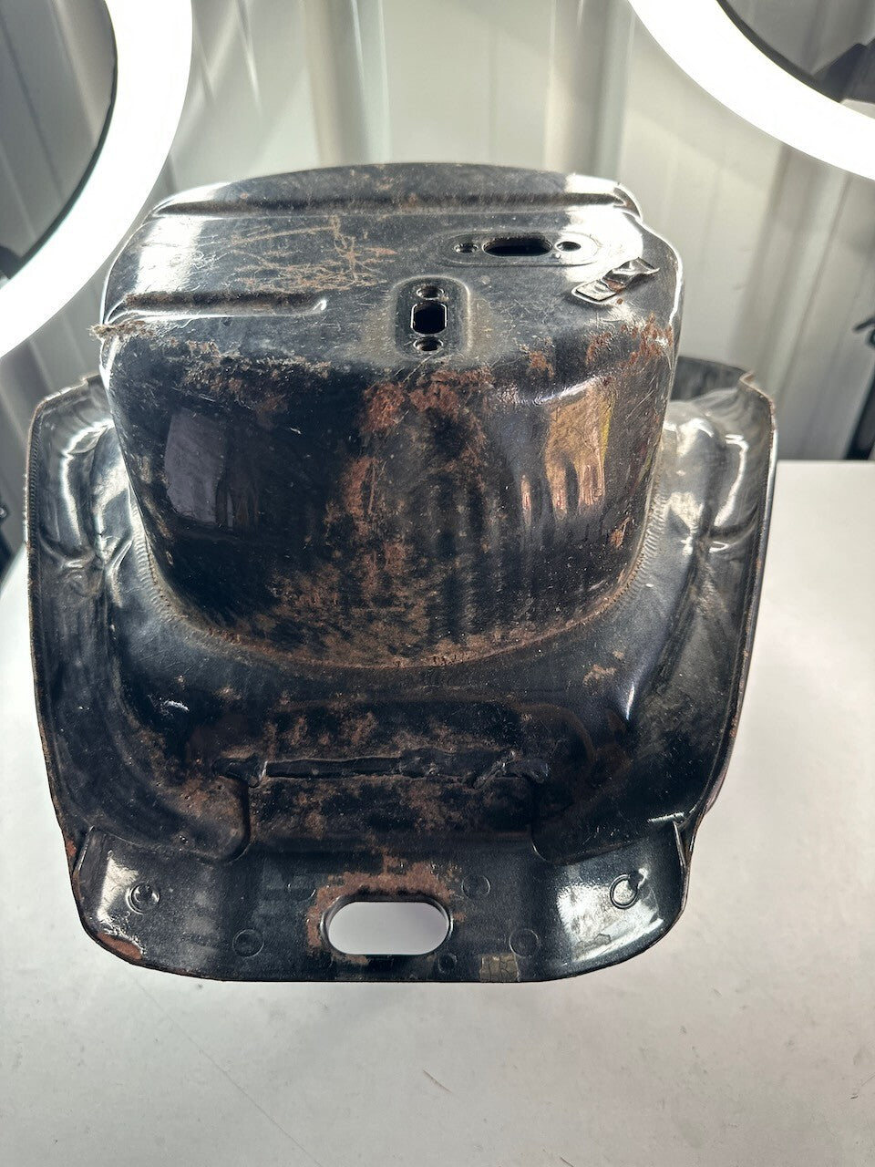 Yamaha FZR1000 EXUP 1990 to 1995 Fuel Tank & Mount