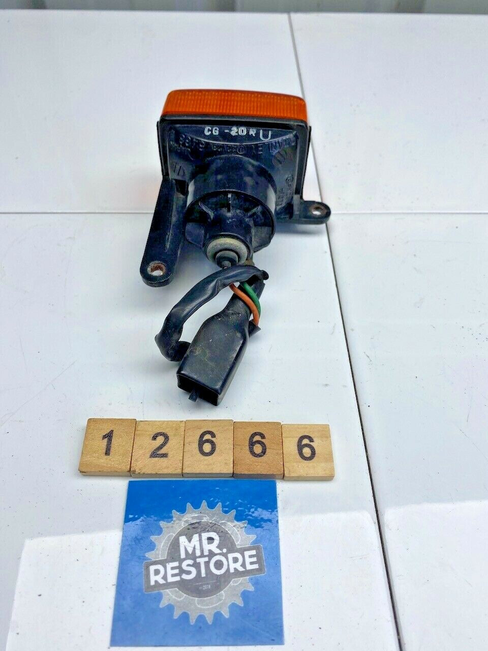 Honda CBR600 Indicator with Original Stanley Lens 