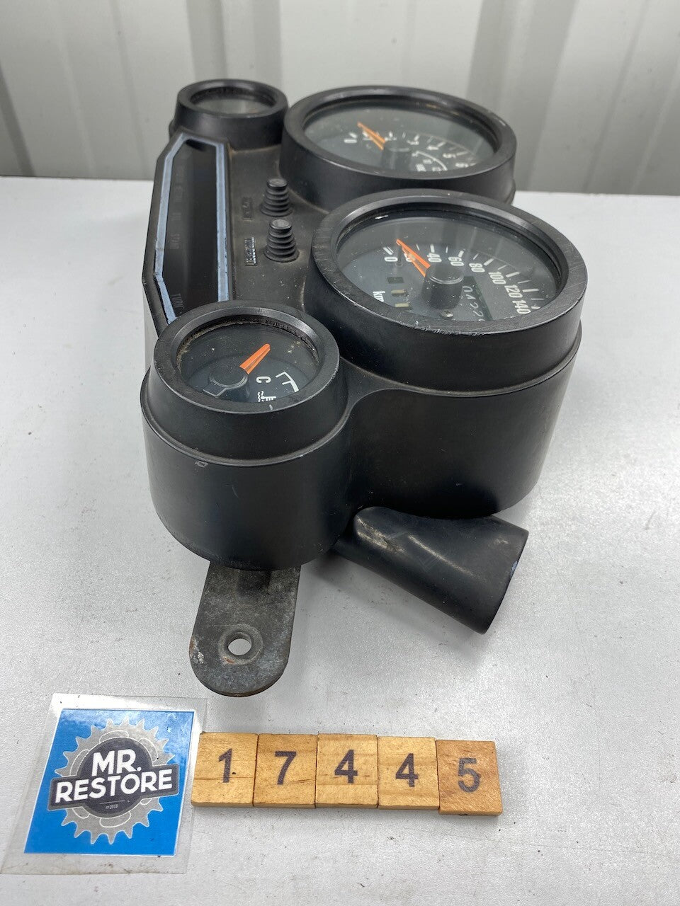 Kawasaki GPZ600R Dashboard Meters Instruments KMH Only showing 4229ks