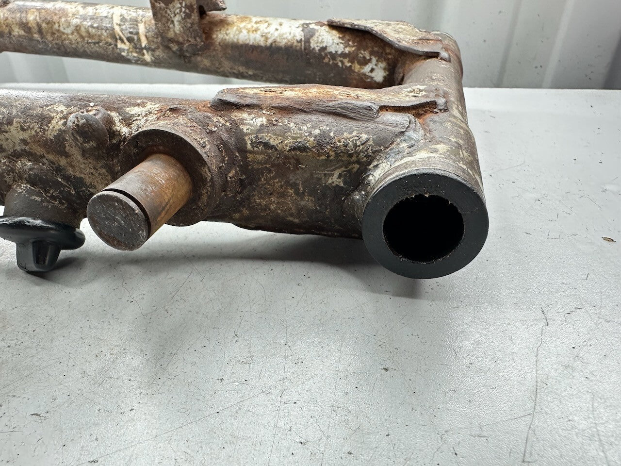 Yamaha TY250 1974 & 1977 Swingarm 493-22110-02-35