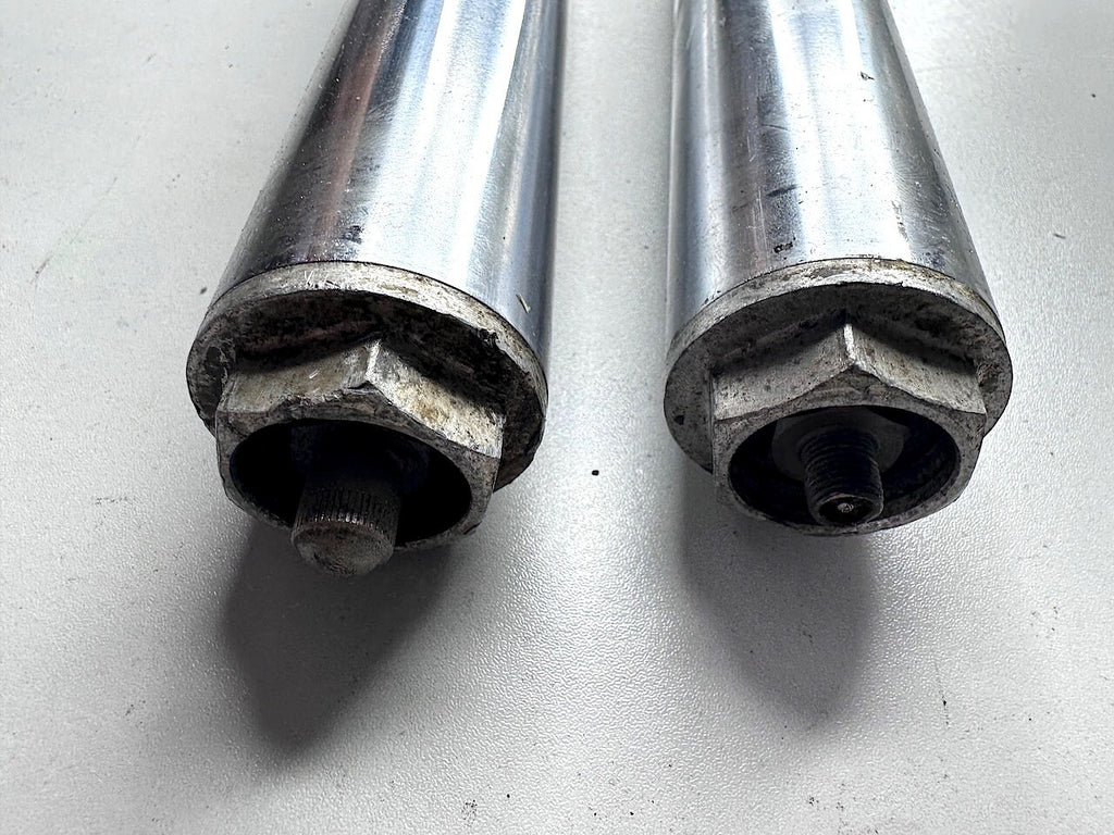 Yamaha IT465 Pair of Forks