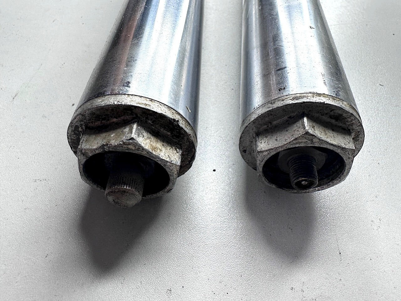 Yamaha IT465 Pair of Forks