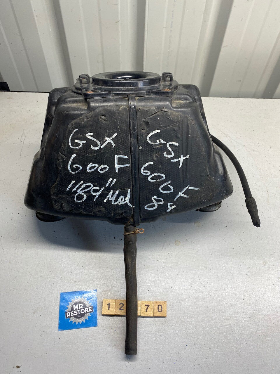 Suzuki GSX600F 1989 Air Box Air Cleaner, Carb Holders & 3 Clips