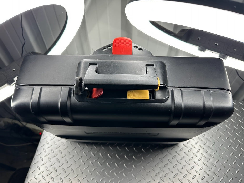 BMW F650GS '99-07' G650GS Pair of OEM Luggage Cases & Rack Mount Set & OEM Key