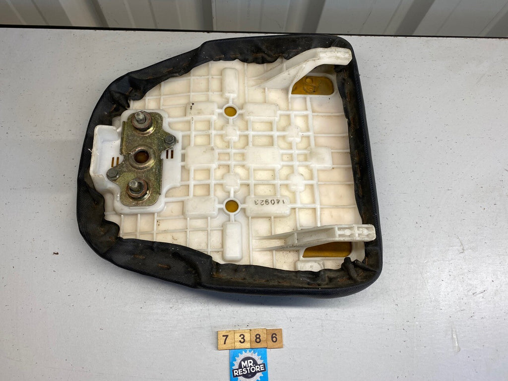 Suzuki GSXR1300 Hayabusa Pillion Seat in VGC
