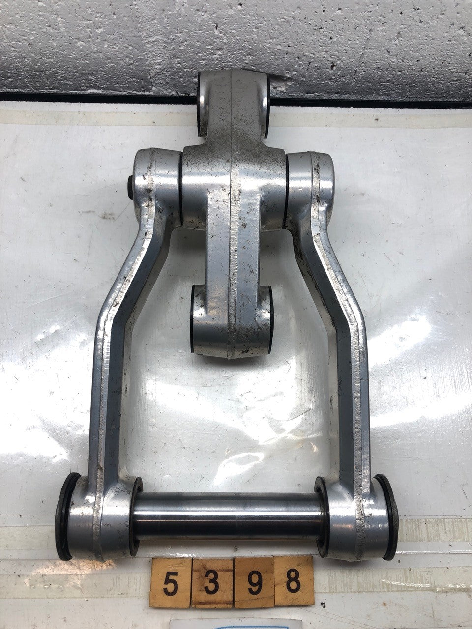 Kawasaki GPZ900R GPZ750R Rear Suspension Linkage