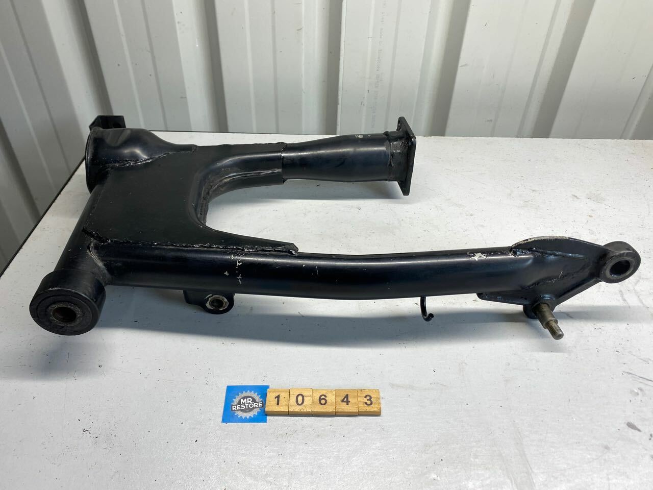 Kawasaki GT750 1982 Shaft Swing Arm, Boot & Clip