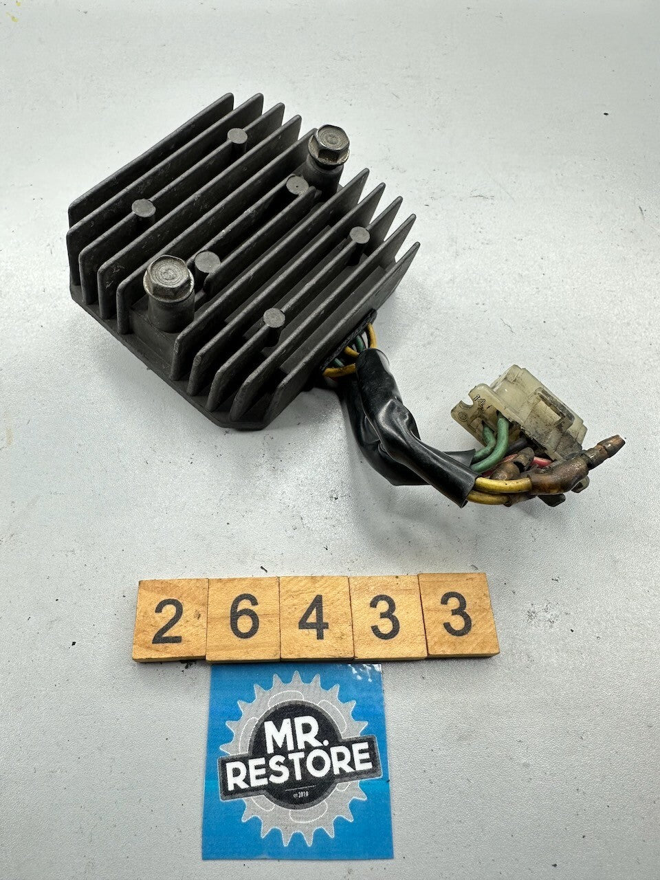 Honda VF1000 VF1100 VF750 VF700 OEM Voltage Regulator Rectifier 31600-MB3-670