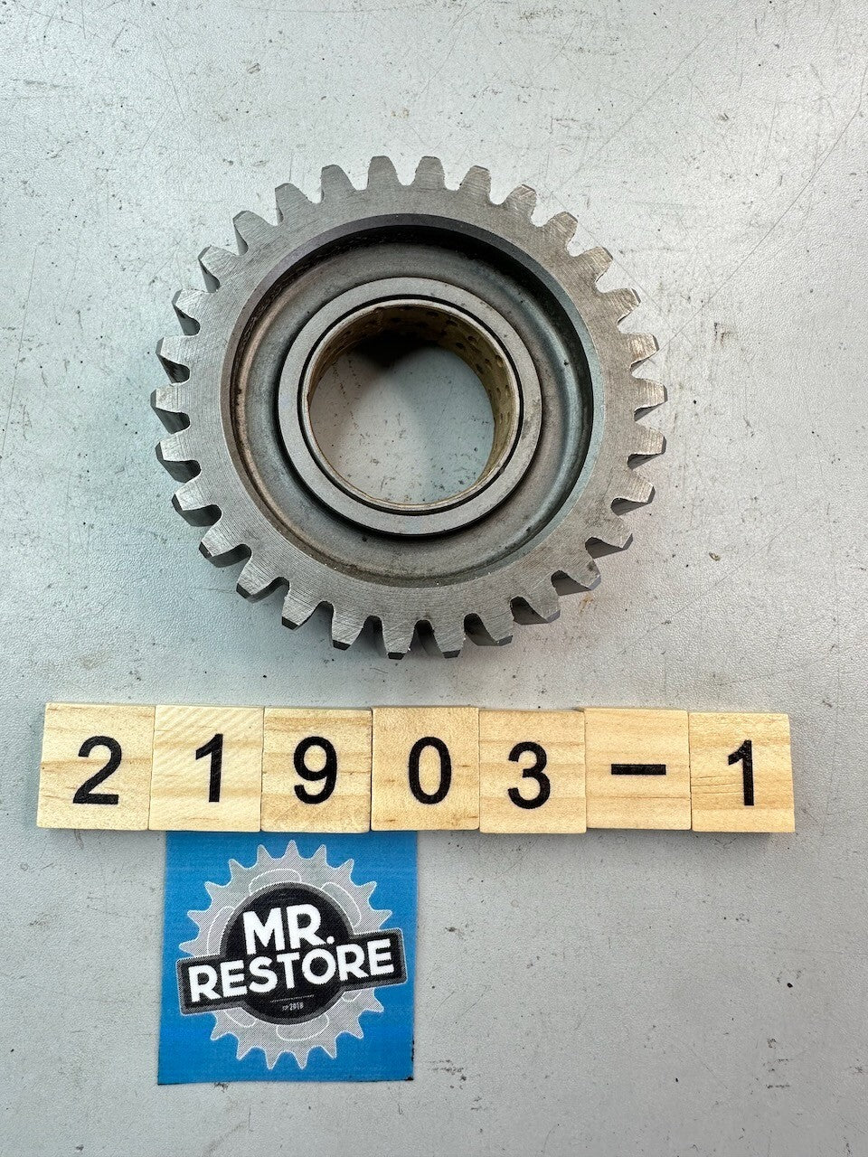 Kawasaki GPZ1100 Z1100 KZ1100 Z1000 KZ1000 Transmission Output Shaft 3rd Gear