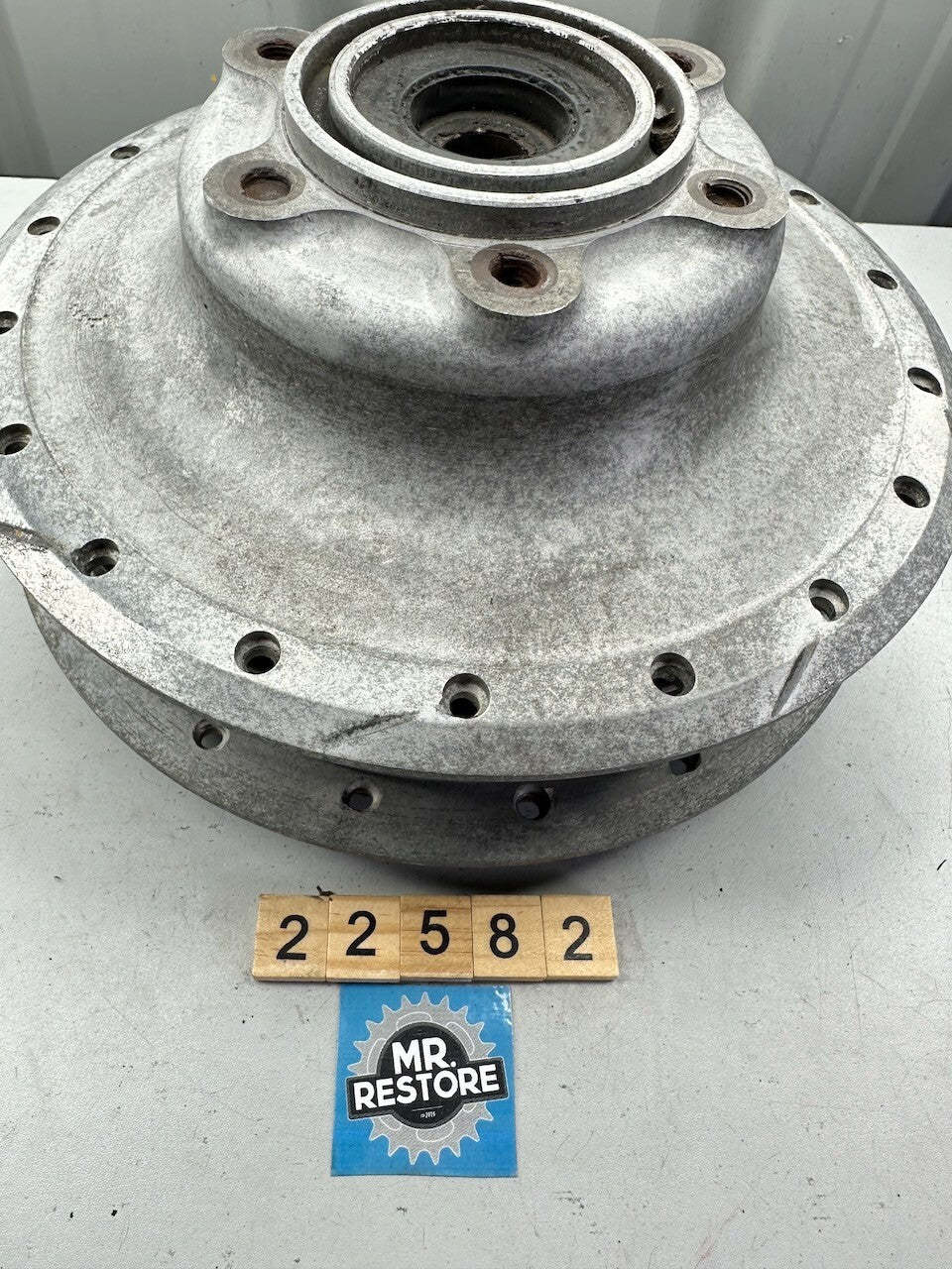 Yamaha TX750A 1973 Rear Wheel Hub